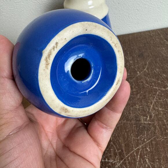 Heavy Stoneware‎ Large blue & white Salt and Pepper Shakers VINTAGE - Picture 7 of 9